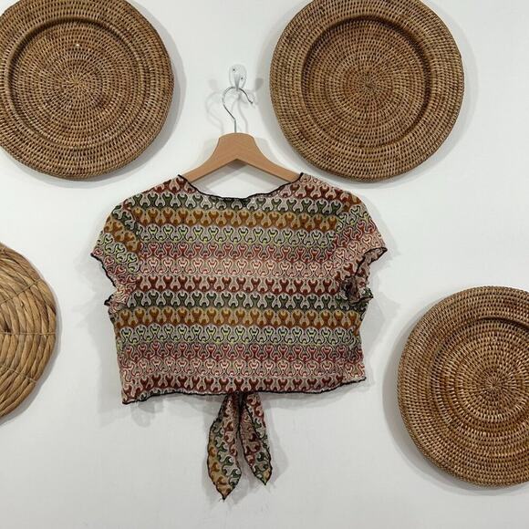 Vintage Y2K 2000s Wet Seal Boho Crochet Cropped Knot Tie Front Crop Top XL Boho - Picture 3 of 7